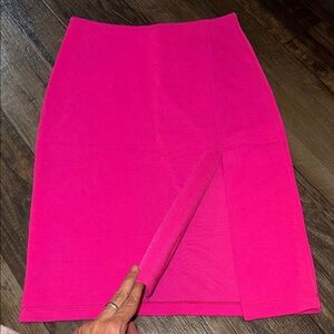 Chic Fuchsia Pencil Skirt